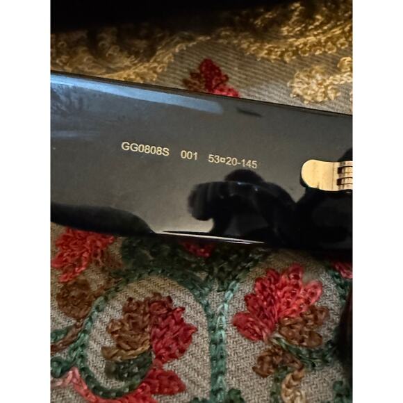 Gucci GG 0808S 001 Black/Gray Round Cat Eye Women\'s Sunglasses main image 4